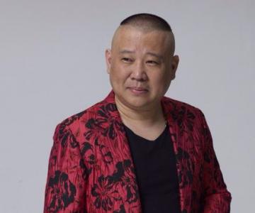 郭德纲再出新诗：扑棱蛾子双双舞鸳鸯戏水游