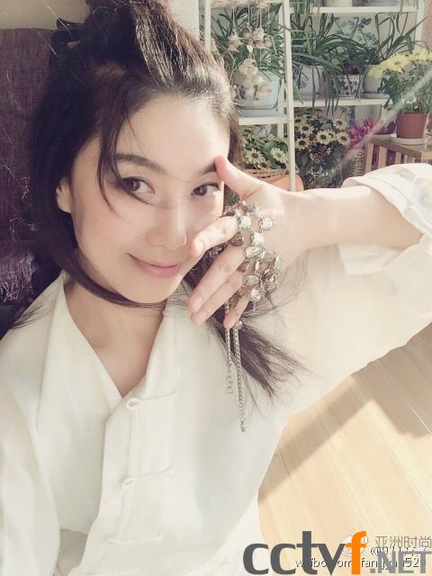 西安美女主播COS经典角色 相似度爆表