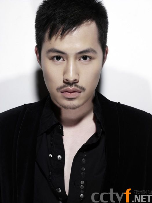 Christopher Bu 