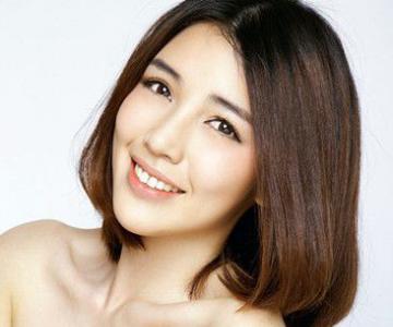 混血气质美女付曼将搭档范逸臣出演《电商时代》