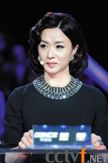 金星炮轰黄子韬 毒舌出生军人家庭年少眉清目秀
