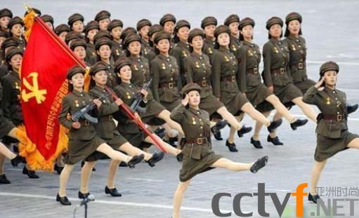 世界各国大阅兵，哪家女兵方队颜值高?答案应该很明显