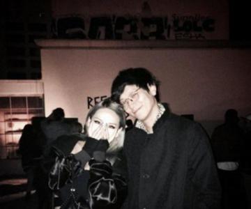 2NE1ԱCLӰԪ Ů