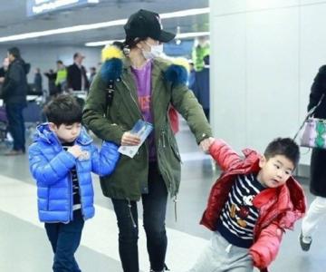 安吉小鱼儿打闹不停 调皮鬼驾到！！
