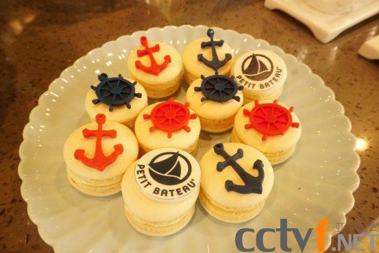 Petit Bateau 小帆船XJean Jullien胶囊系列中国首发